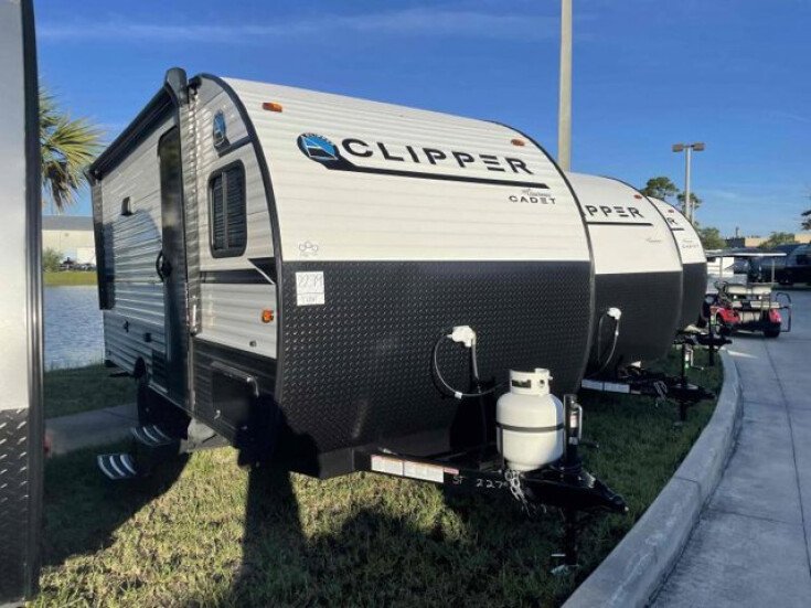 Thumbnail Photo undefined for New 2023 Coachmen Clipper